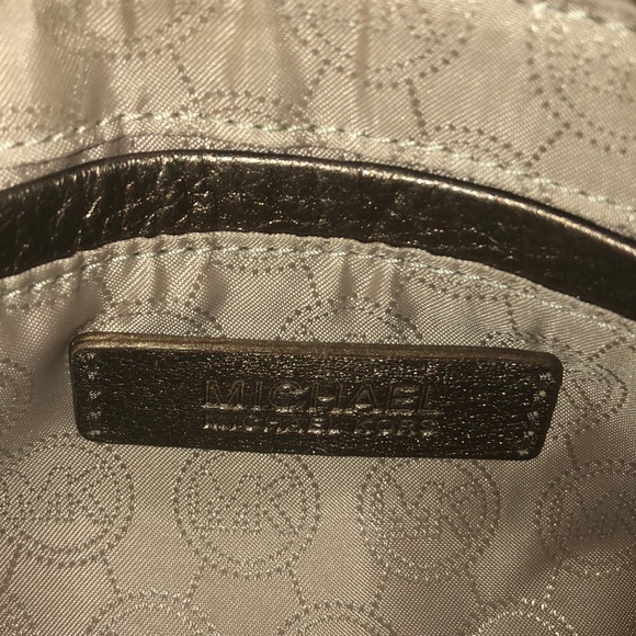 Michael Kors Crossbody - Picture 5 of 5